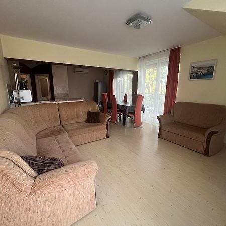 INDI Apartman Siófok Bagian luar foto