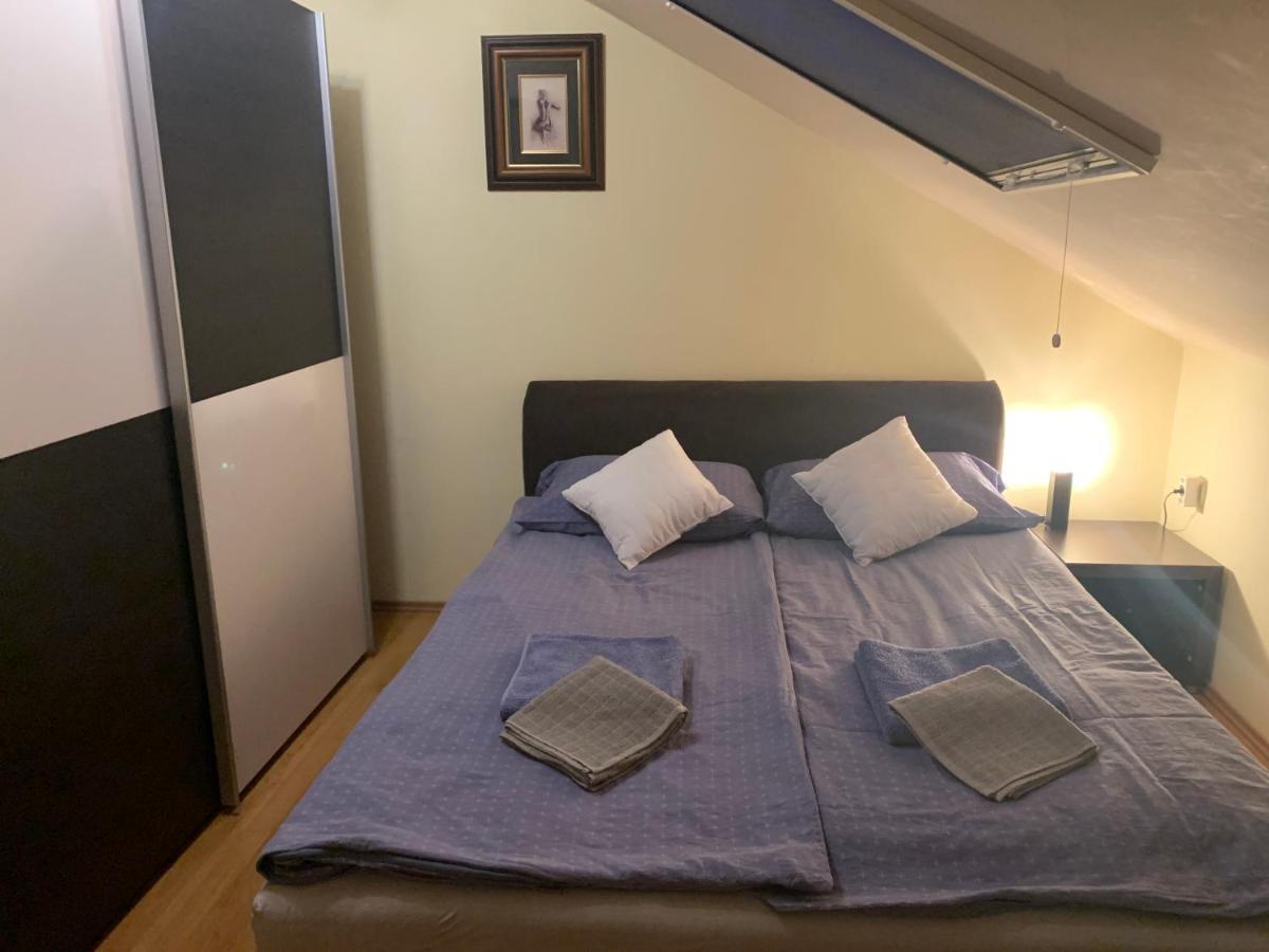 INDI Apartman Siófok Bagian luar foto