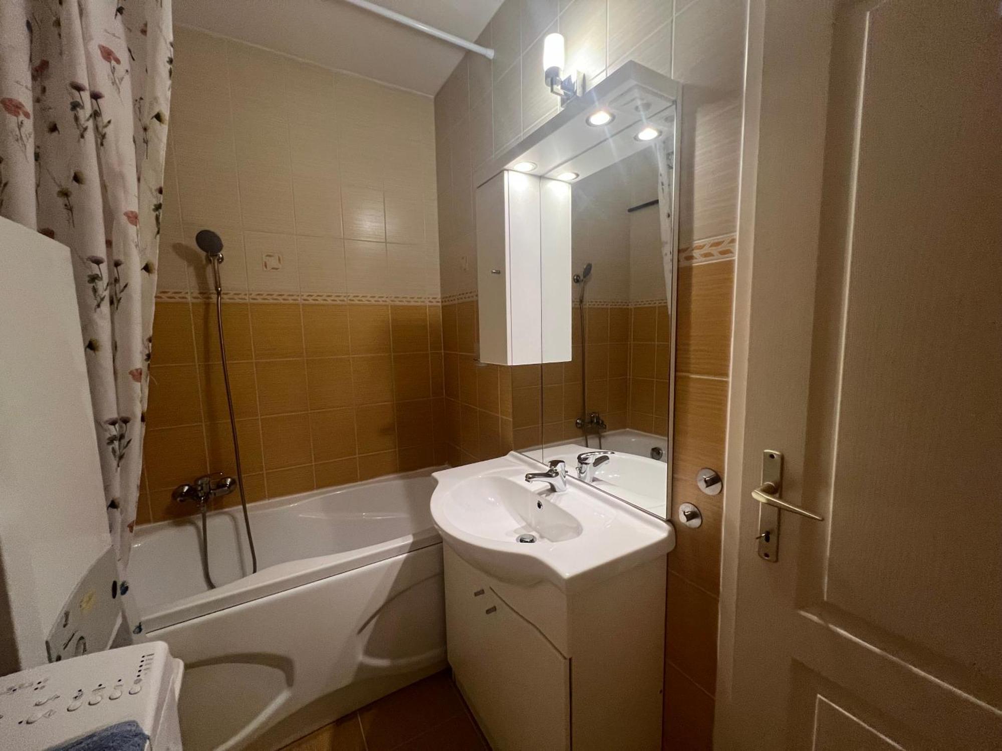 INDI Apartman Siófok Bagian luar foto